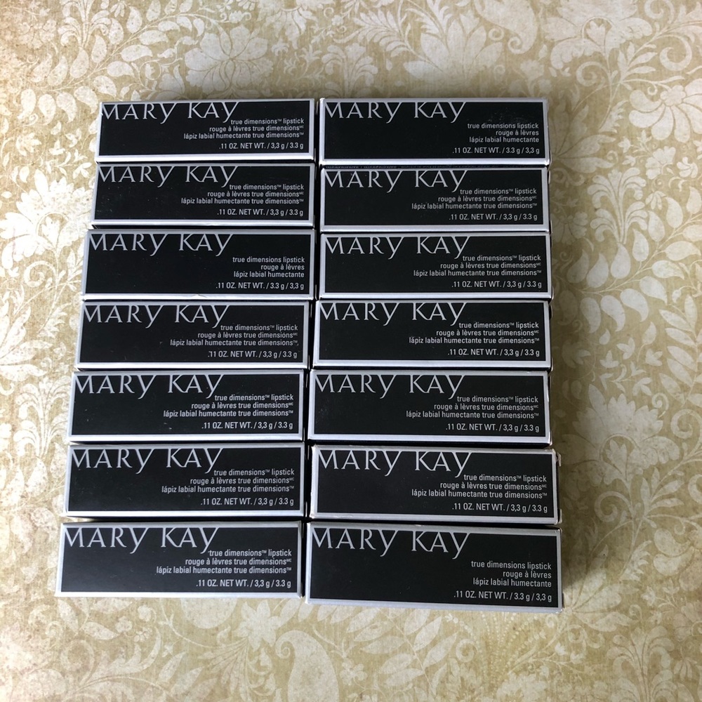 Lot of 14 NEW Mary Kay True Dimensions Lipsticks